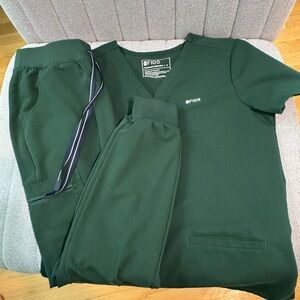 Figs British Racing Green Scrub Set